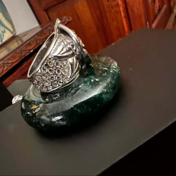 🌹 AUTHENTIC CHANEL RING SIZE 6.5 - Picture 7 of 10